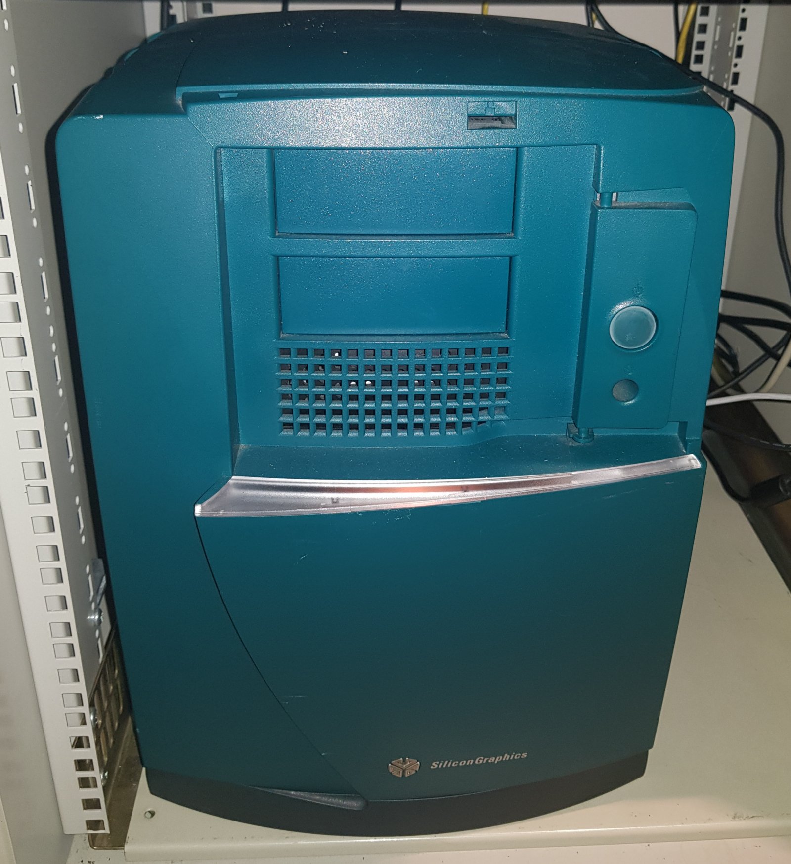 SGI Octane 640Mb with 3 disk drives.